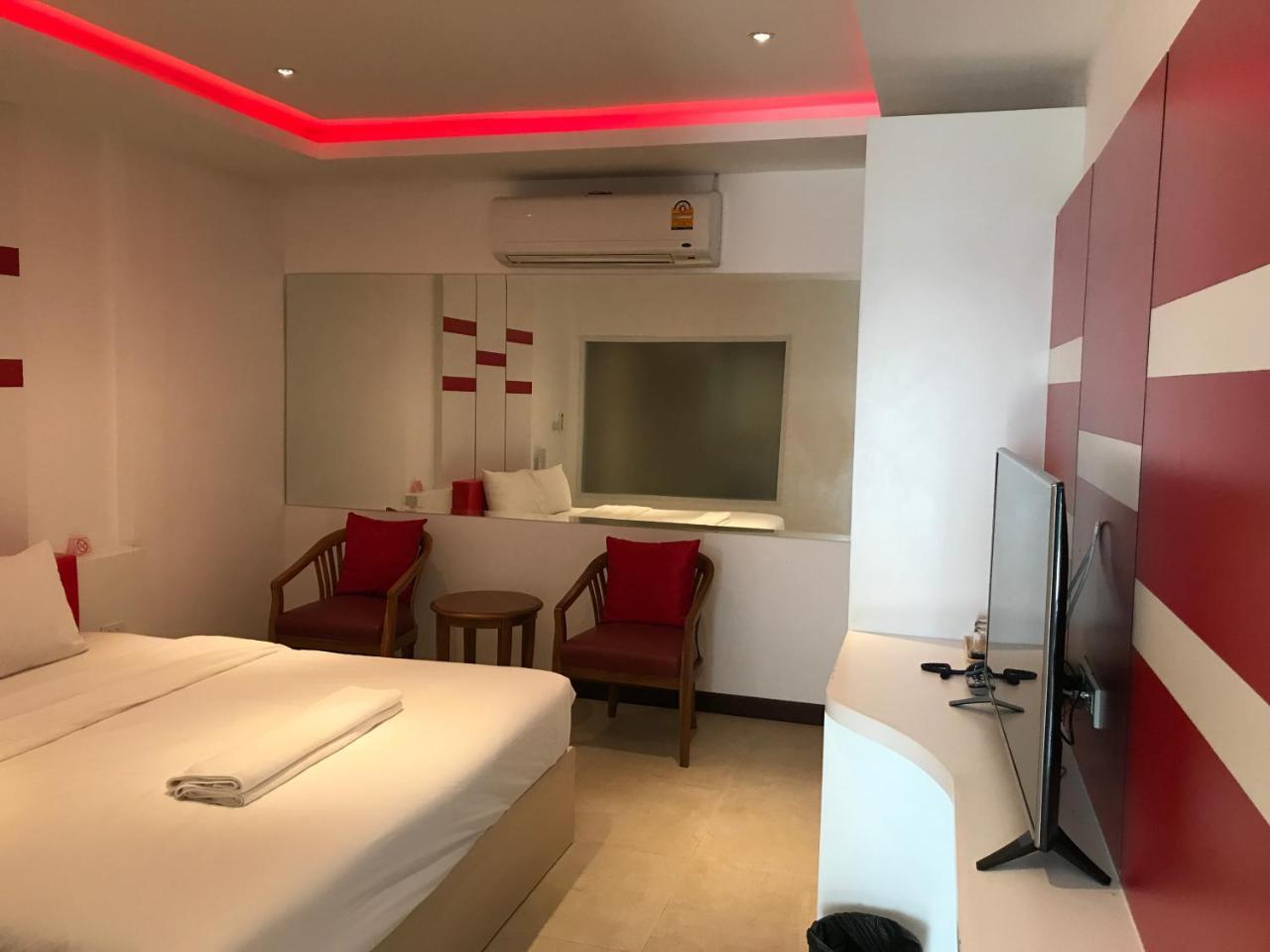 Picasso Motel Pattaya Eksteriør bilde